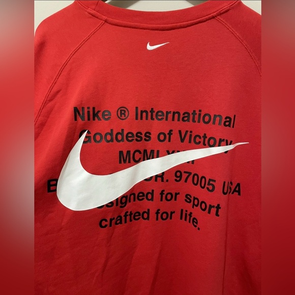 Nike Rare “Goddess of Victory” Graphic Crewneck Men’s XXL - Picture 2 of 8